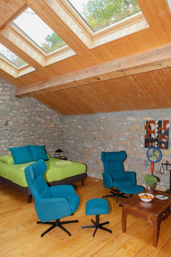 Bed and Breakfast Moulin D'Entre Les Roches Puivert Экстерьер фото
