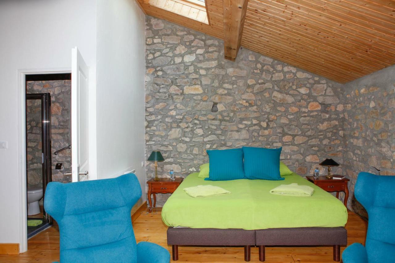 Bed and Breakfast Moulin D'Entre Les Roches Puivert Экстерьер фото
